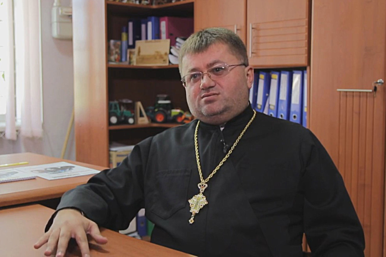 Новини Тернополя - фото з Троє волонтерів з Тернопільщини отримали відзнаку «Золоте серце» від президента України о. Володимир Фірман: «Розвиваємо благородні ідеї митрополита ...