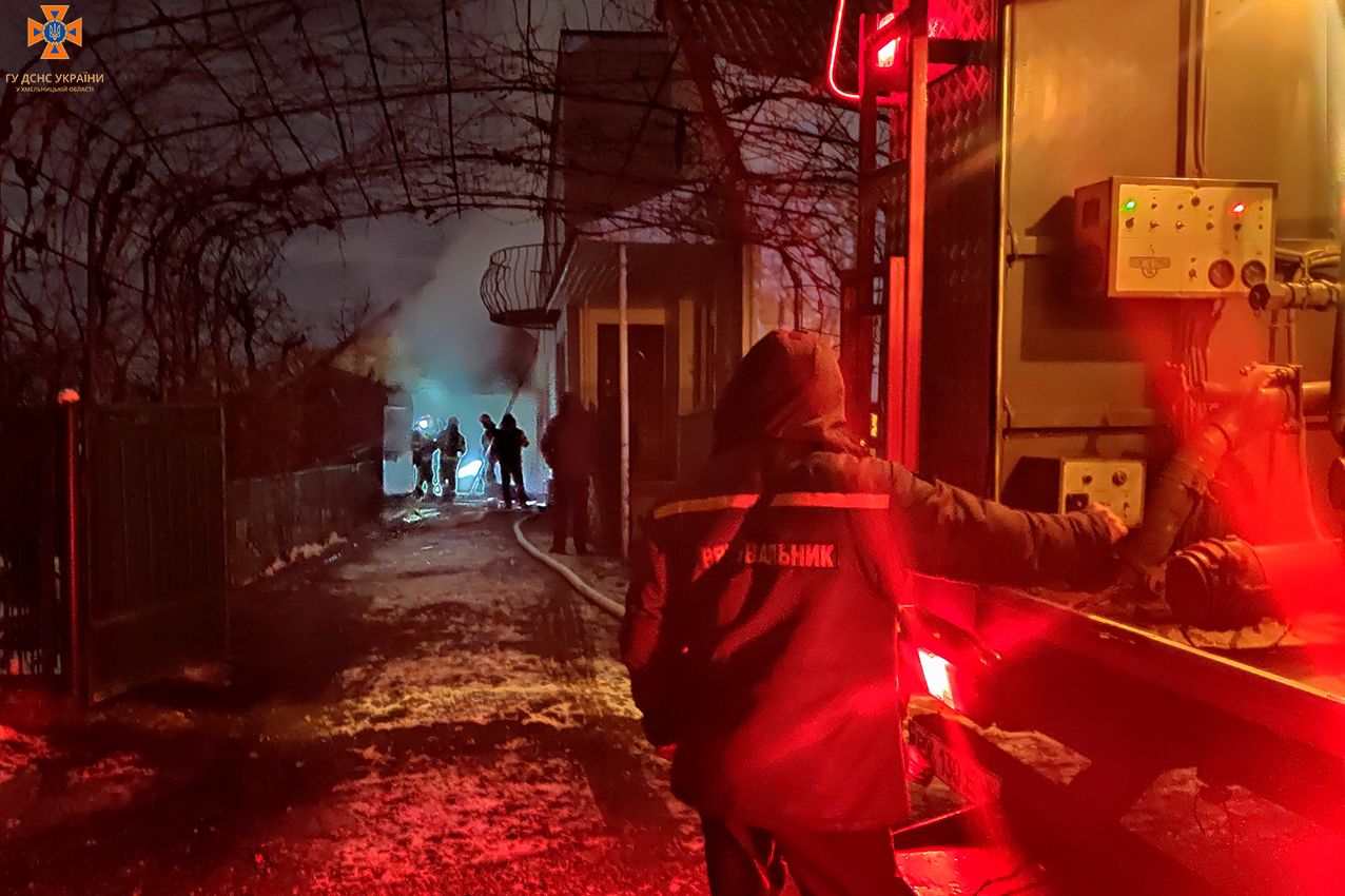 Новини Хмельницького - фото з У Хмельницькому горіло виробниче приміщення