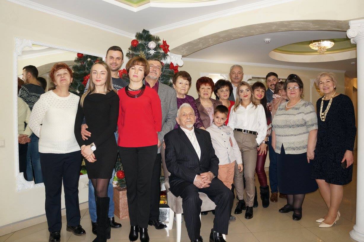 Новини Тернополя - фото з Мені 90, і я хочу віддати своє авто ЗСУ! Відгукніться, кому потрібна машина