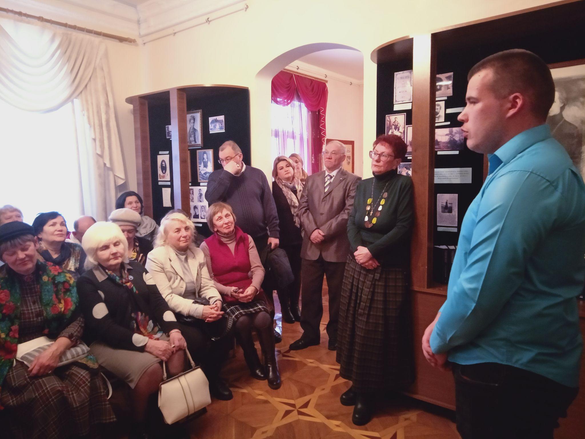 Новини Житомира - фото з 125-у річницю з дня народження Бориса Тена відзначили у Житомирському обласному літературному музеї