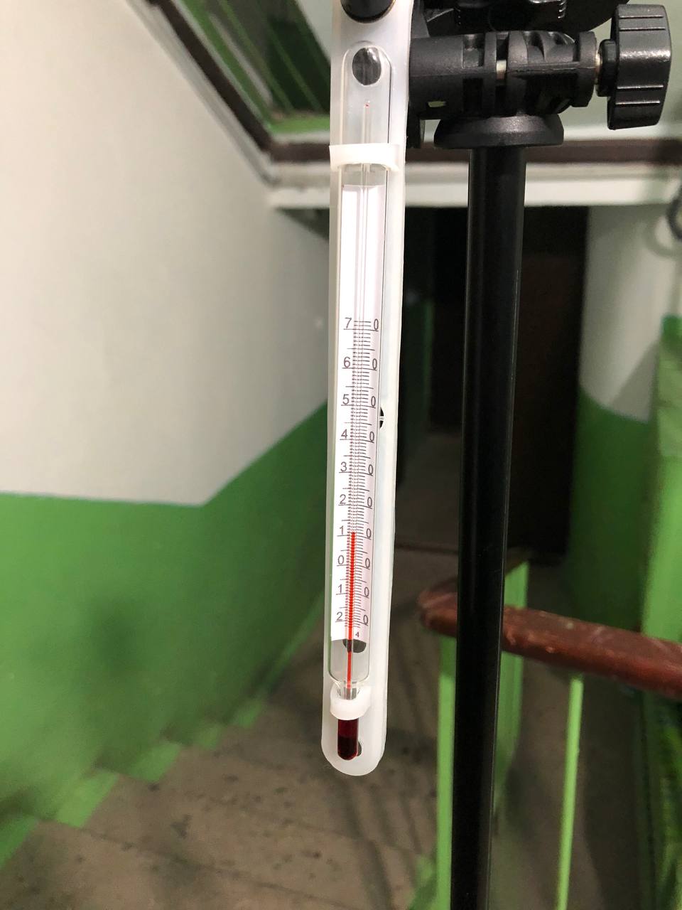 Новини Тернополя - фото з Чи дійсно тепло у під'їздах? Ми перевірили, яка насправді температура у будинках і за що платимо