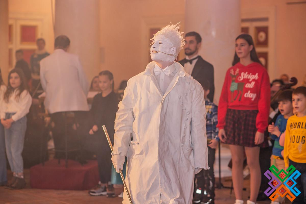 Новини Хмельницького - фото з У Хмельницькому відбувся перший різдвяний бал (ФОТО)