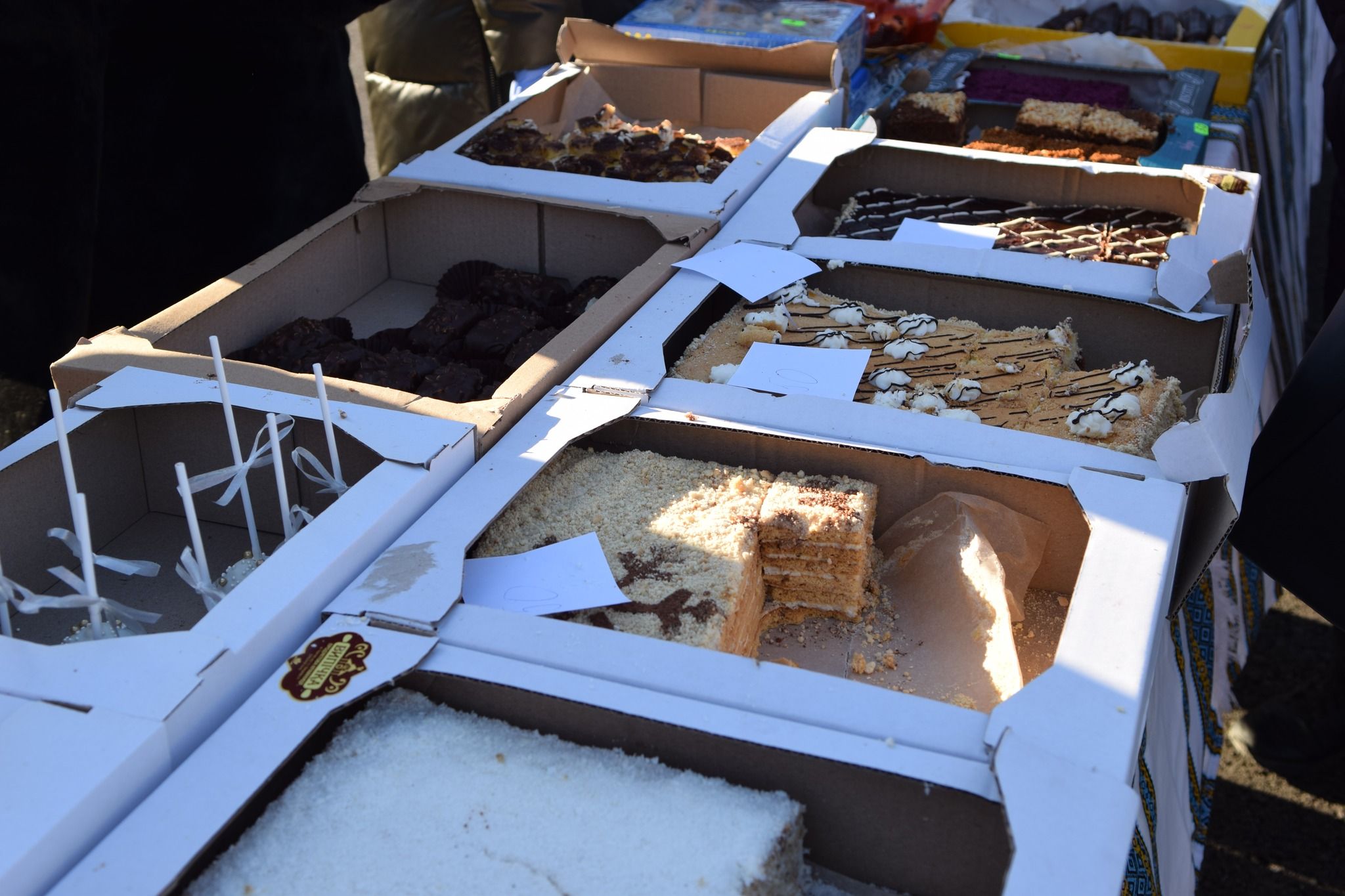 Новини Тернополя - фото з Майже 190 тисяч гривень виручили на благодійному ярмарку у Чорткові