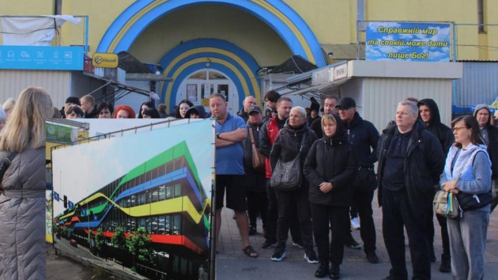 Побудова ТЦ перед Центральним ринком. Суд розглядає законність продажу землі