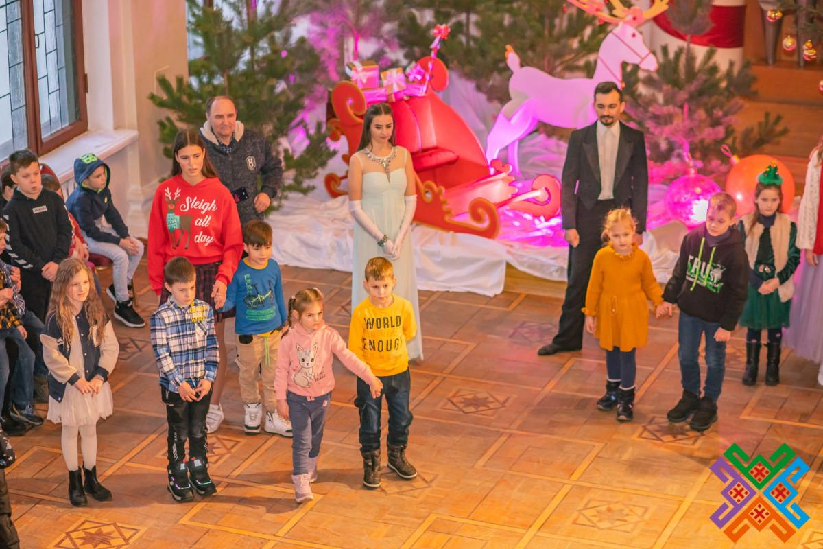 Новини Хмельницького - фото з У Хмельницькому відбувся перший різдвяний бал (ФОТО)