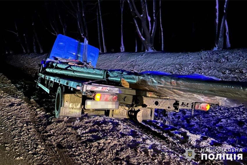 Новини Хмельницького - фото з Біля Війтовець фура збила пішохода. Він помер в кареті “швидкої”