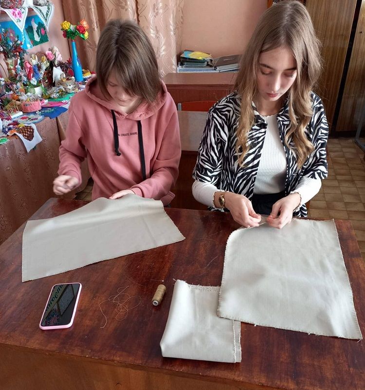 Новини Вінниці - фото з На розмінування беруть «кішку». Як учні з Корделівки допомагають саперам?