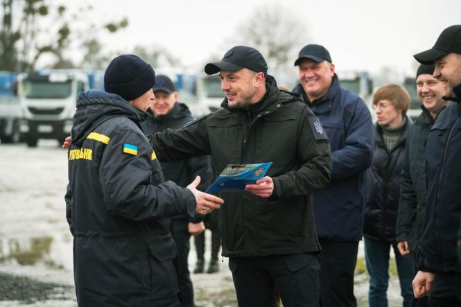 Новини Хмельницького - фото з На Хмельниччині нагородили кращих рятувальників