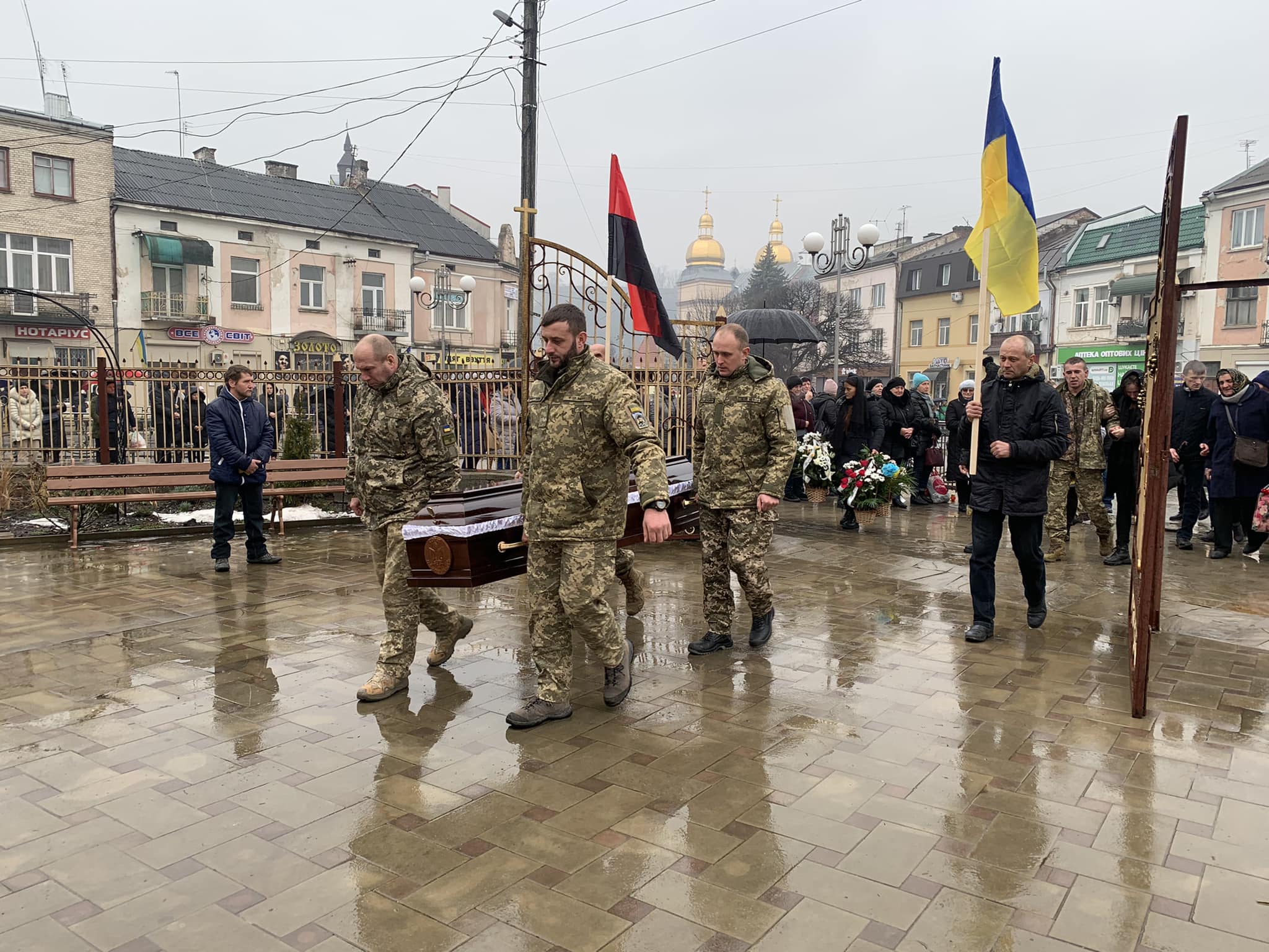 Новини Тернополя - фото з У свої 22 поповнив ряди небесного воїнства: на Теребовлянщині попрощалися з Миколою Шульковським