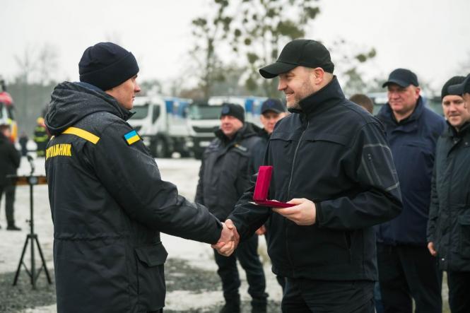 Новини Хмельницького - фото з На Хмельниччині нагородили кращих рятувальників