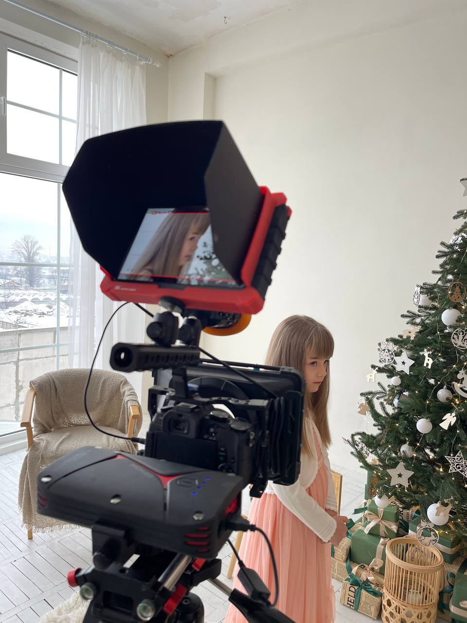 Новини Тернополя - фото з Справжня терапія під час війни: у Тернополі переселенка з Херсона знімає дитяче кіно