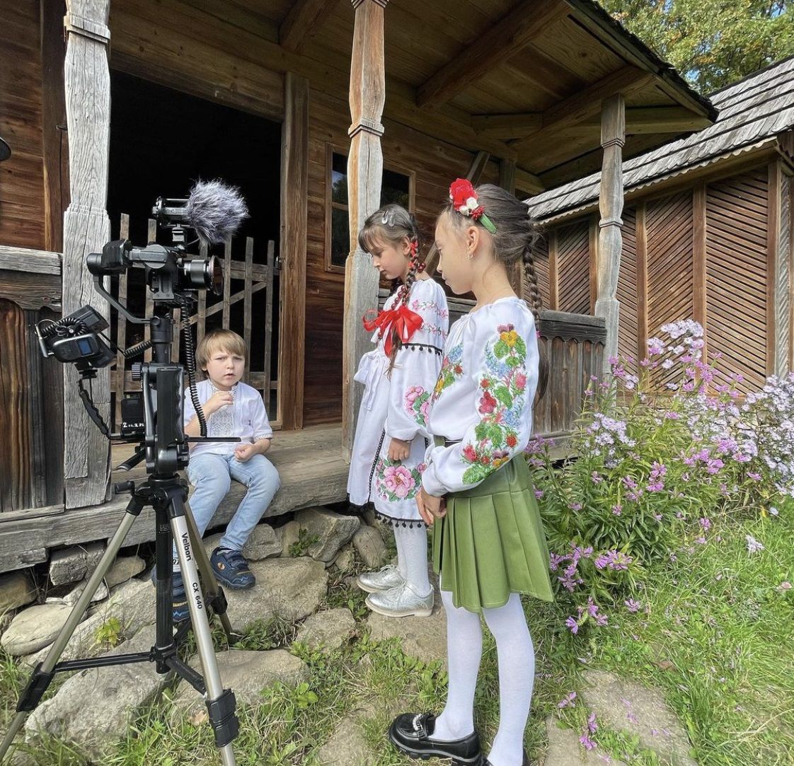 Новини Тернополя - фото з Справжня терапія під час війни: у Тернополі переселенка з Херсона знімає дитяче кіно