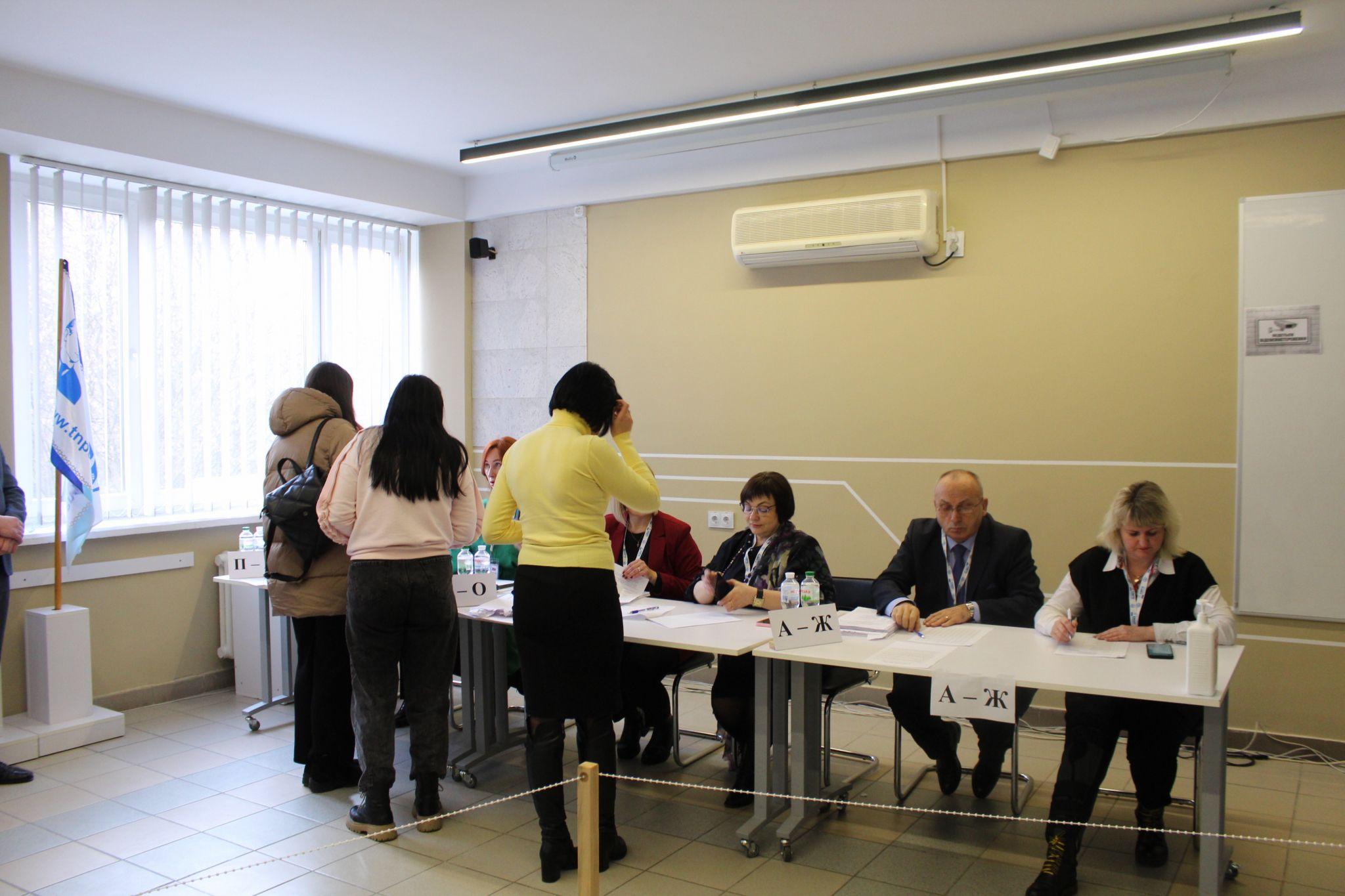 Новини Тернополя - фото з Вибори ректора педуніверситету стартували: серія 2. РЕПОРТАЖ (ОНОВЛЕНО)