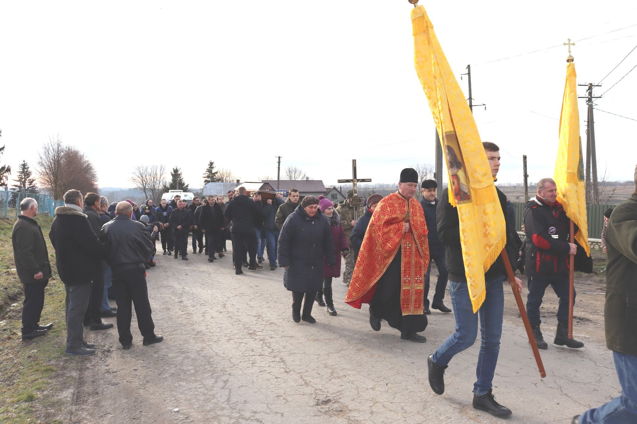 Новини Тернополя - фото з Тернопільщина прощається з загиблим Героєм Олегом Саїком