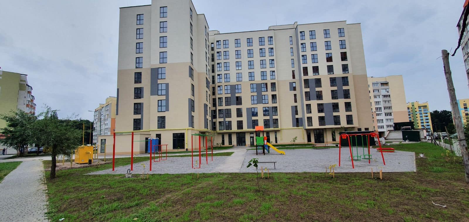 Новини Вінниці - фото з Підсумки розвитку Вінниці у 2022 році: 1200 робочих місць, нове житло і підтримка інших громад