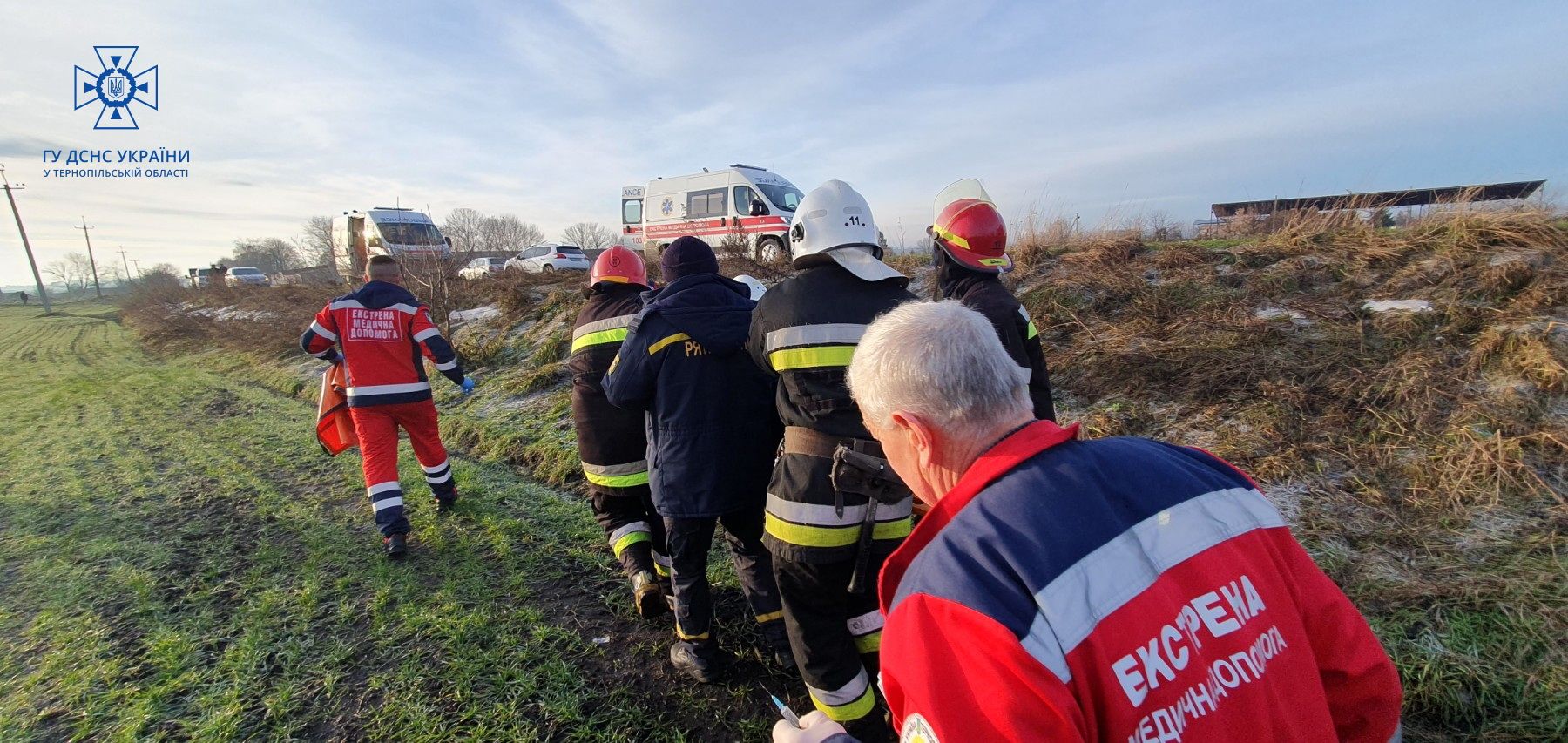 Новини Тернополя - фото з На Кременеччині перекинувся автомобіль: постраждав 19-річний хлопець