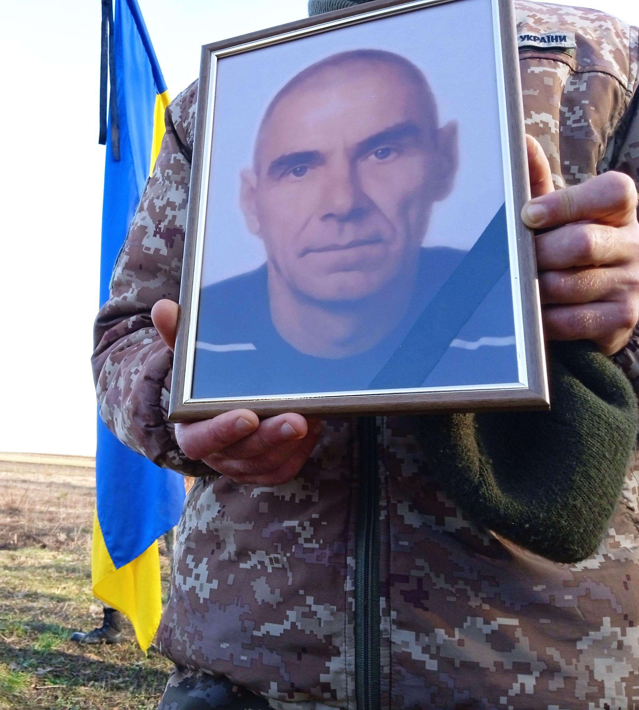 Новини Хмельницького - фото з Тривають важкі бої: на війні загинули семеро бійців з Хмельниччини