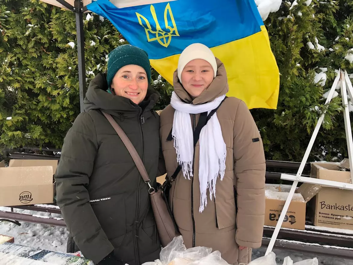 Новини Тернополя - фото з Тернопільські активісти зібрали 300 тисяч гривень на позашляховик для парамедиків