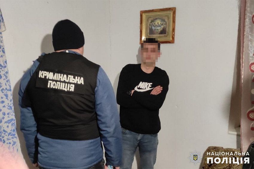 Новини Хмельницького - фото з Зв'язали, били та пограбували пенсіонерку: на Хмельниччині затримали трьох мешканців Рівненщини