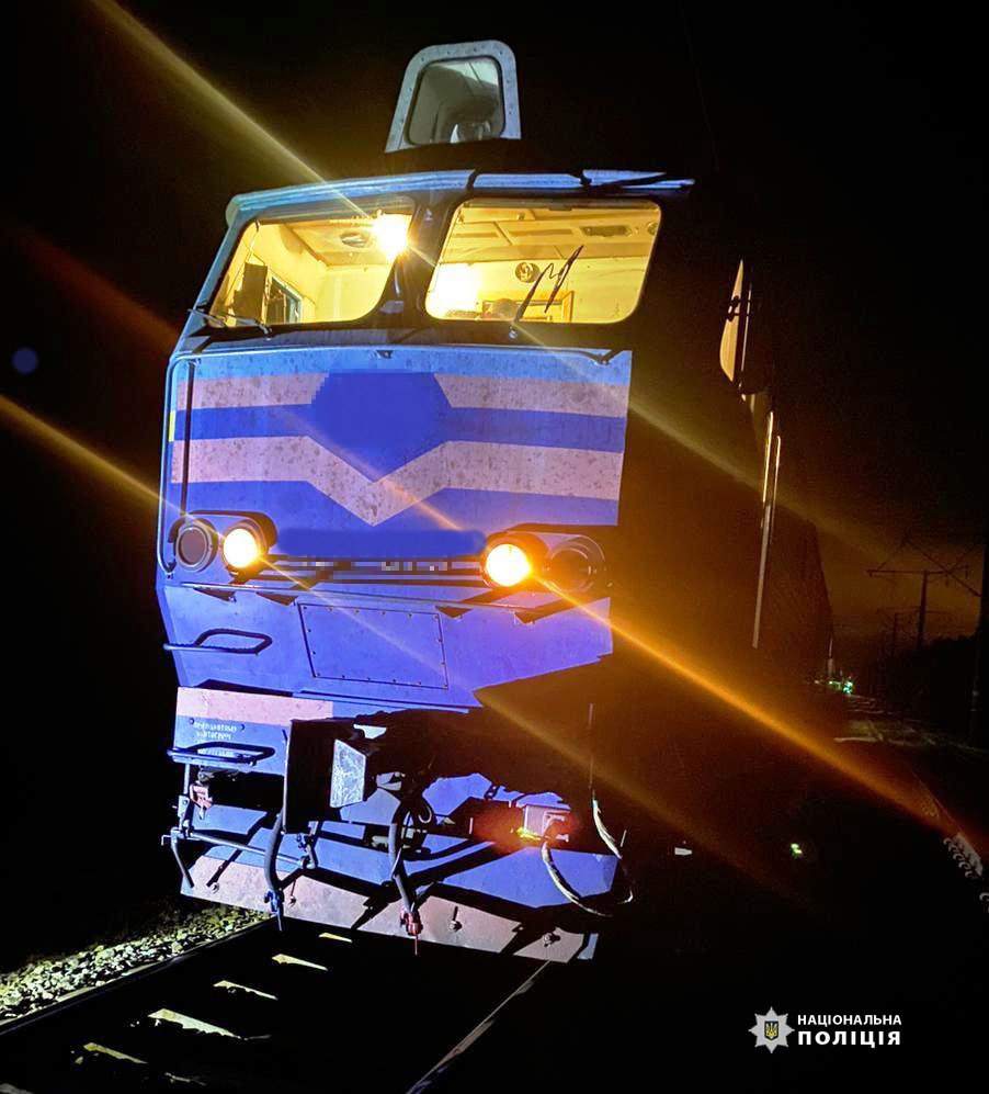 на вінниччині під колесами потяга загинула жінка: поліція встановлює обставини події