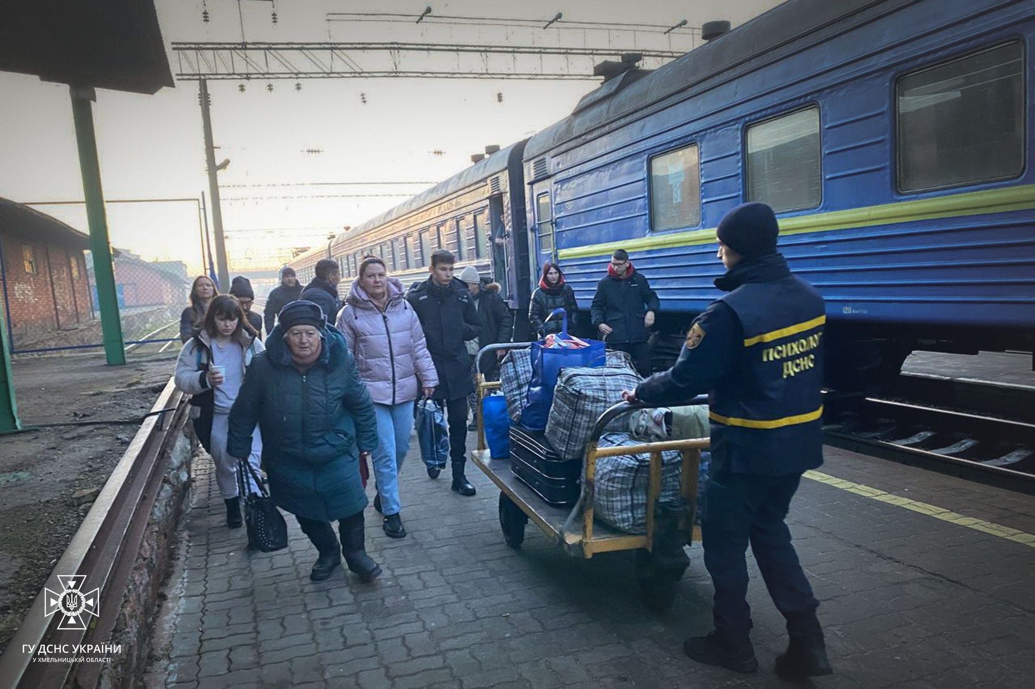 Новини Хмельницького - фото з До Хмельницької області приїхало понад 3 тисячі переселенців з Херсонщини (ФОТО)