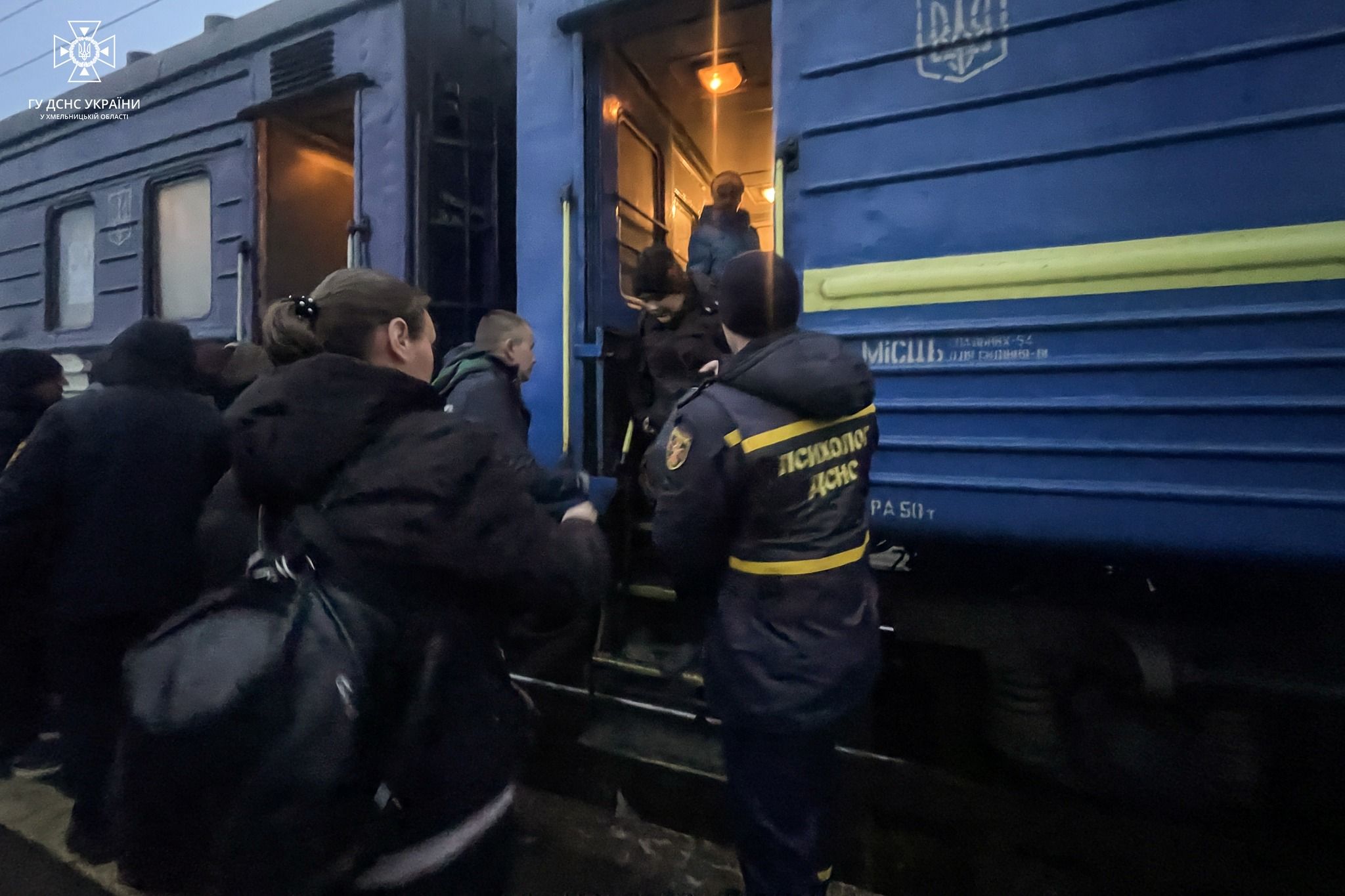 Новини Хмельницького - фото з До Хмельницької області приїхало понад 3 тисячі переселенців з Херсонщини (ФОТО)