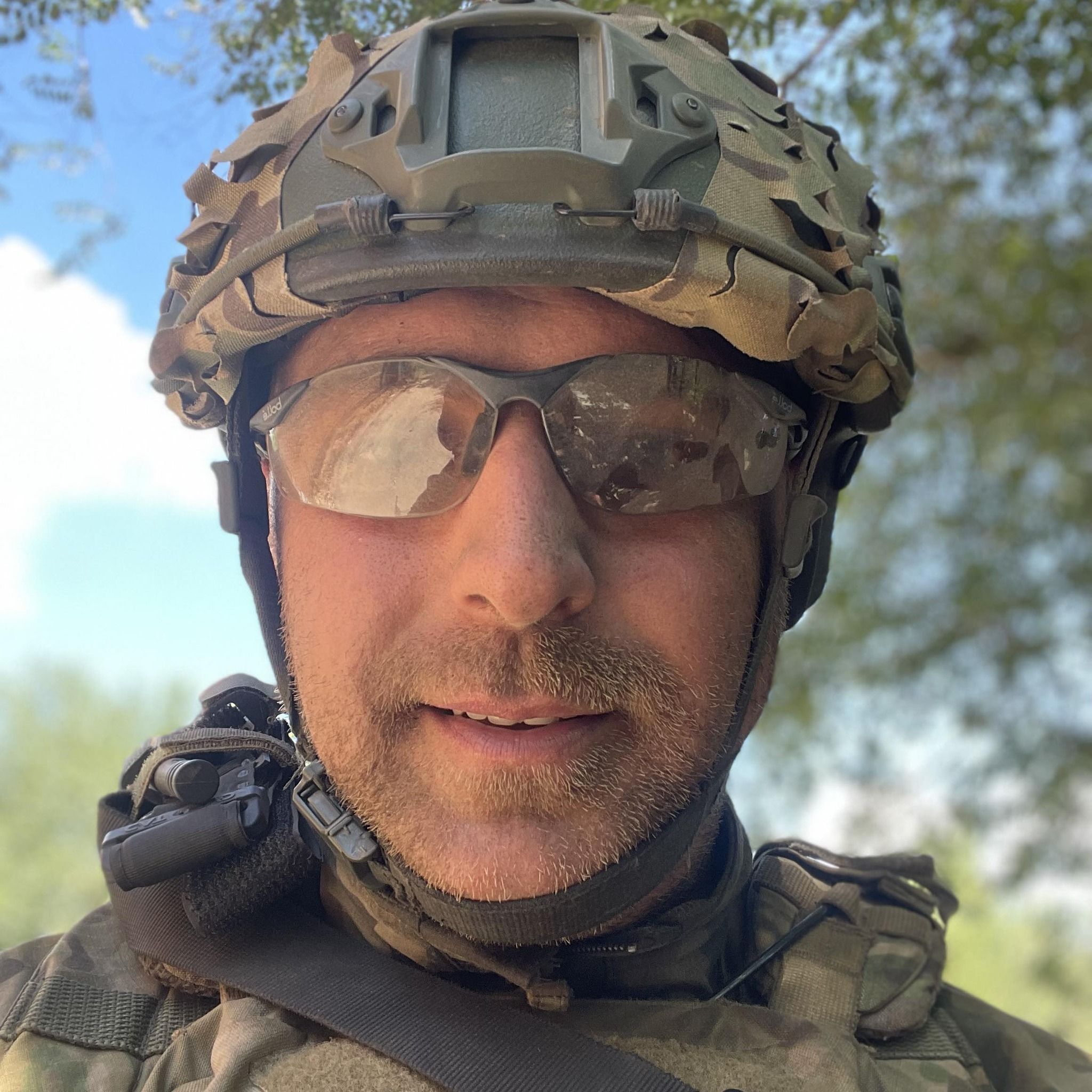 Новини Вінниці - фото з Потрапив в новини на CNN та до Скабєєвої. Про бійця Юрія Охримчука, який воює на передовій і знімає відео