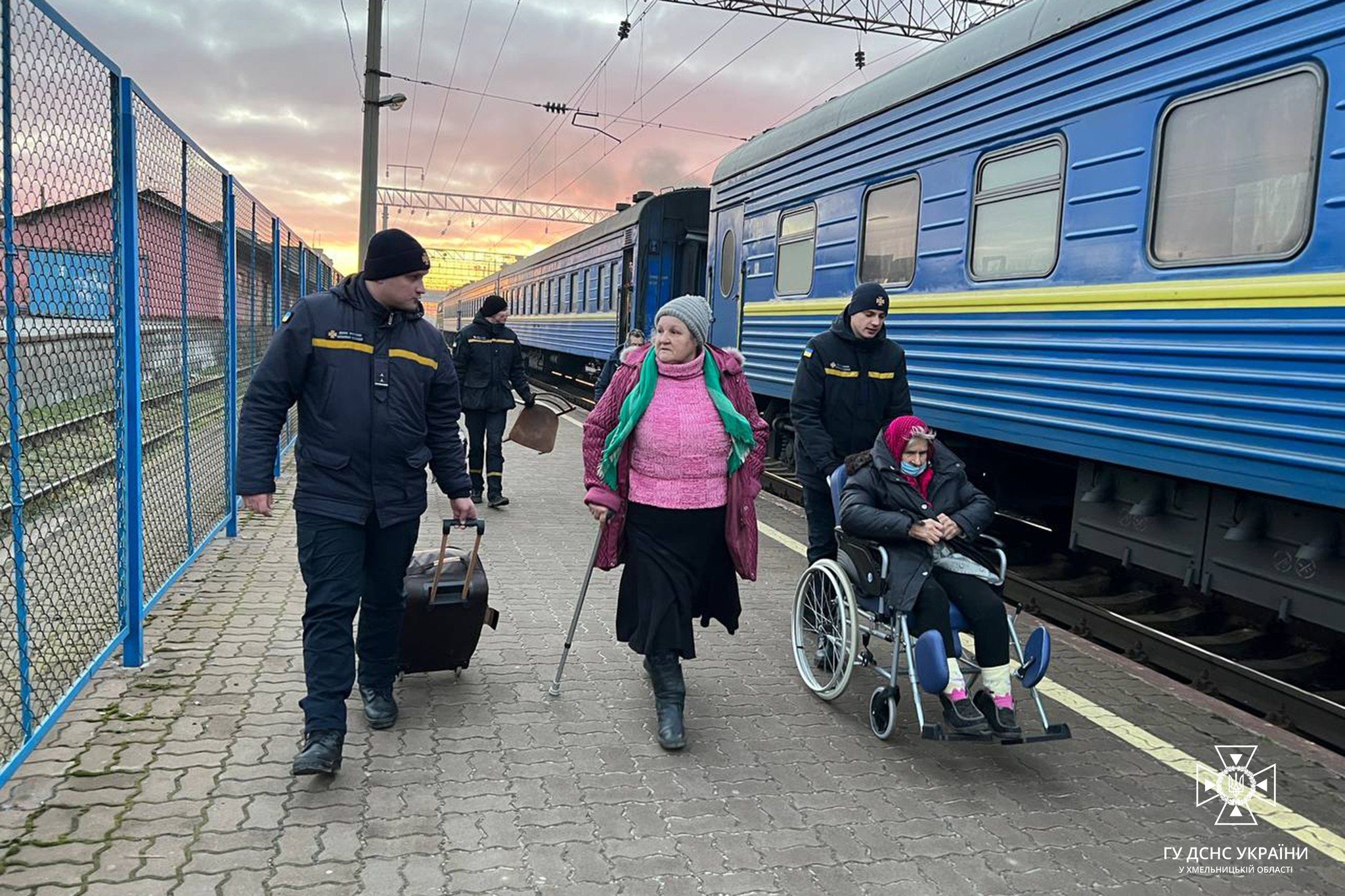 Новини Хмельницького - фото з До Хмельницької області приїхало понад 3 тисячі переселенців з Херсонщини (ФОТО)