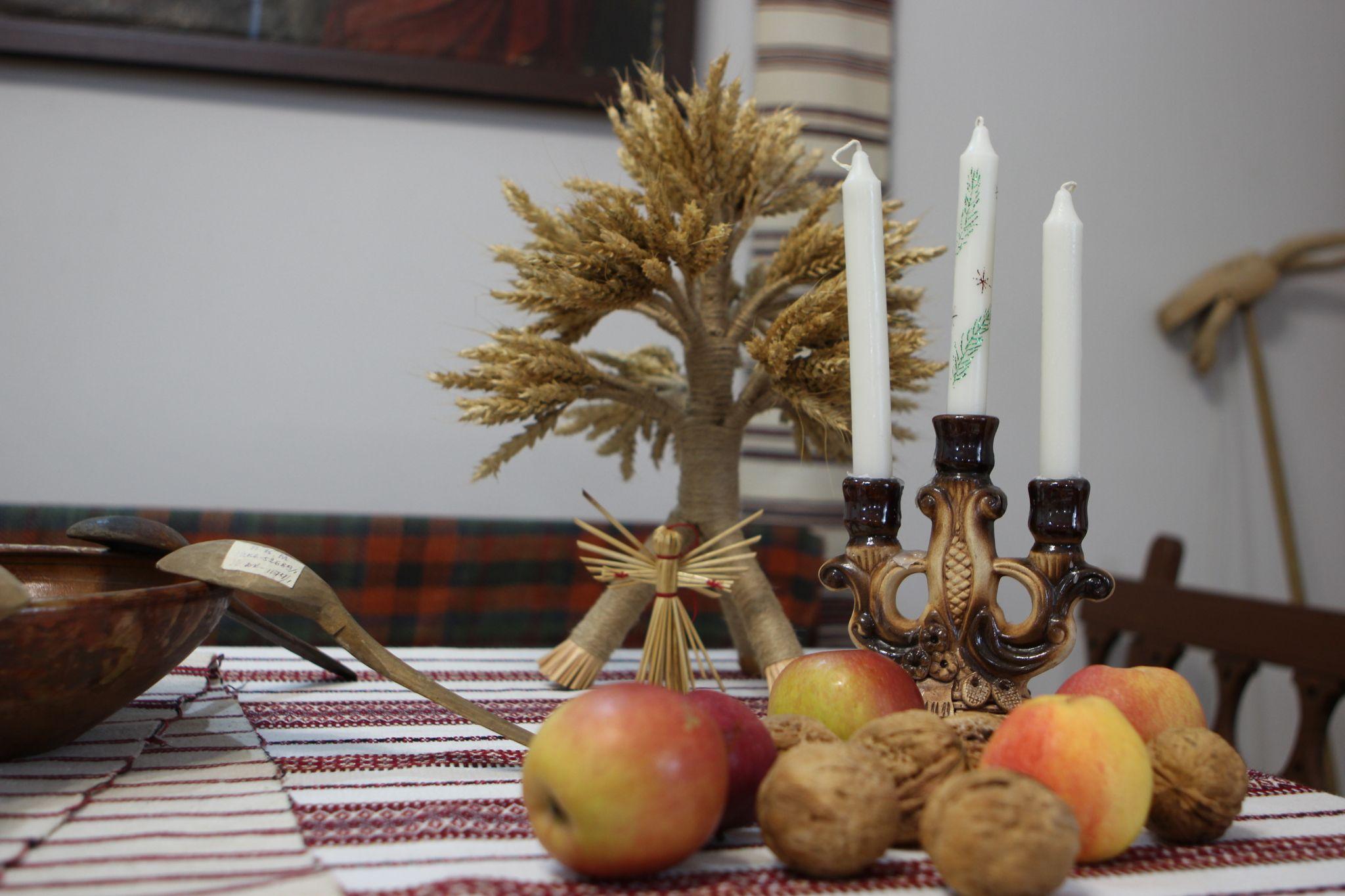 Новини Вінниці - фото з Для чого сокира під Різдвяним столом? Як наші предки на Поділлі святкували Святвечір