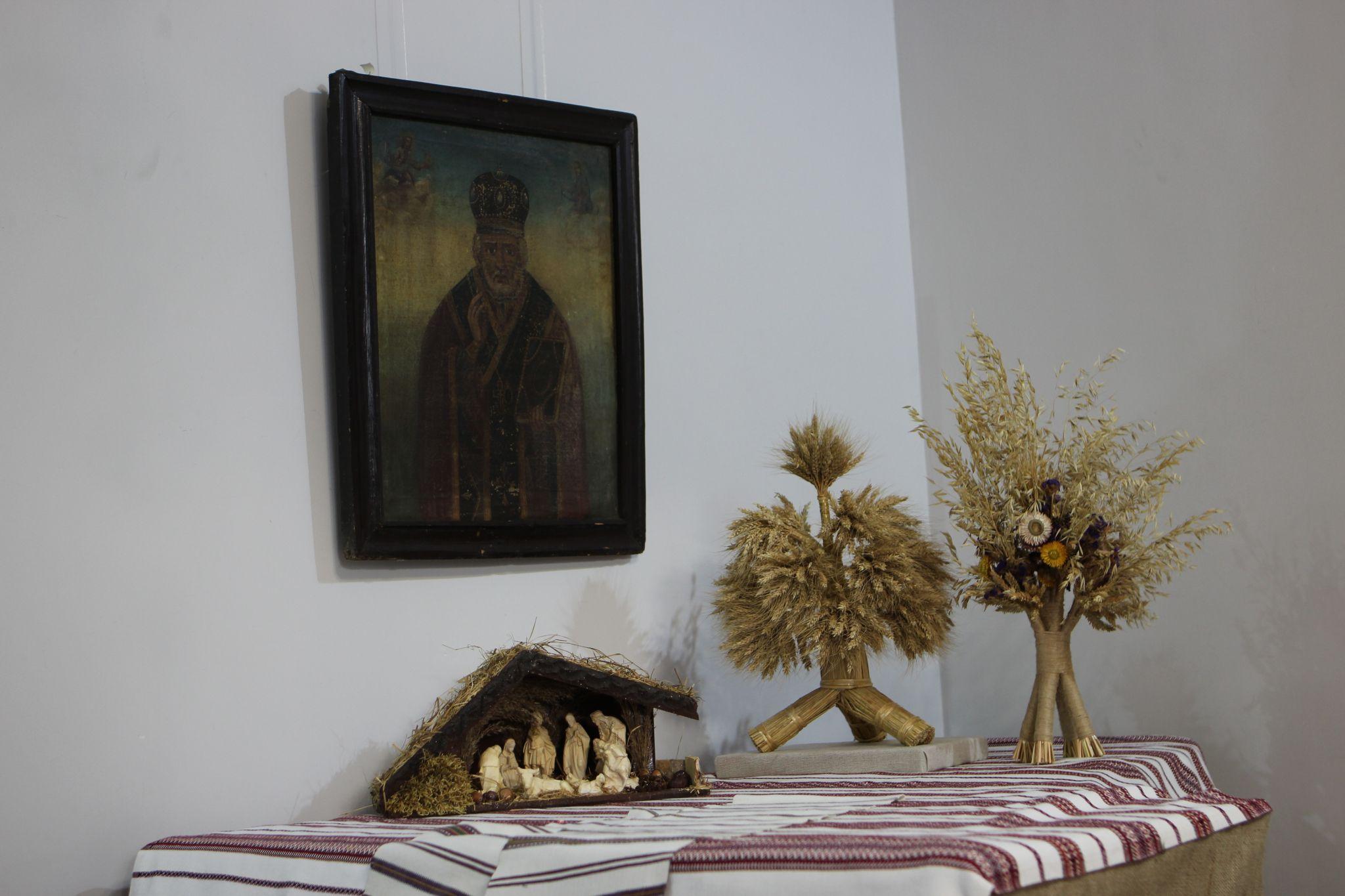 Новини Вінниці - фото з Для чого сокира під Різдвяним столом? Як наші предки на Поділлі святкували Святвечір