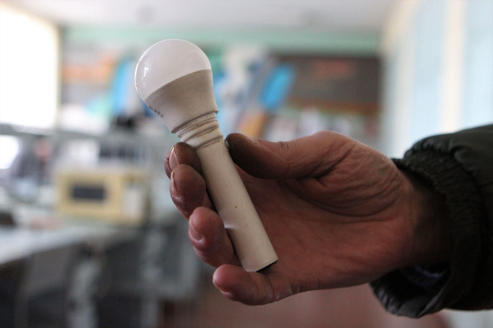 Новини Вінниці - фото з «На фронт відправили вже кілька десятків»: вінницькі студенти роблять повербанки та зарядні станції