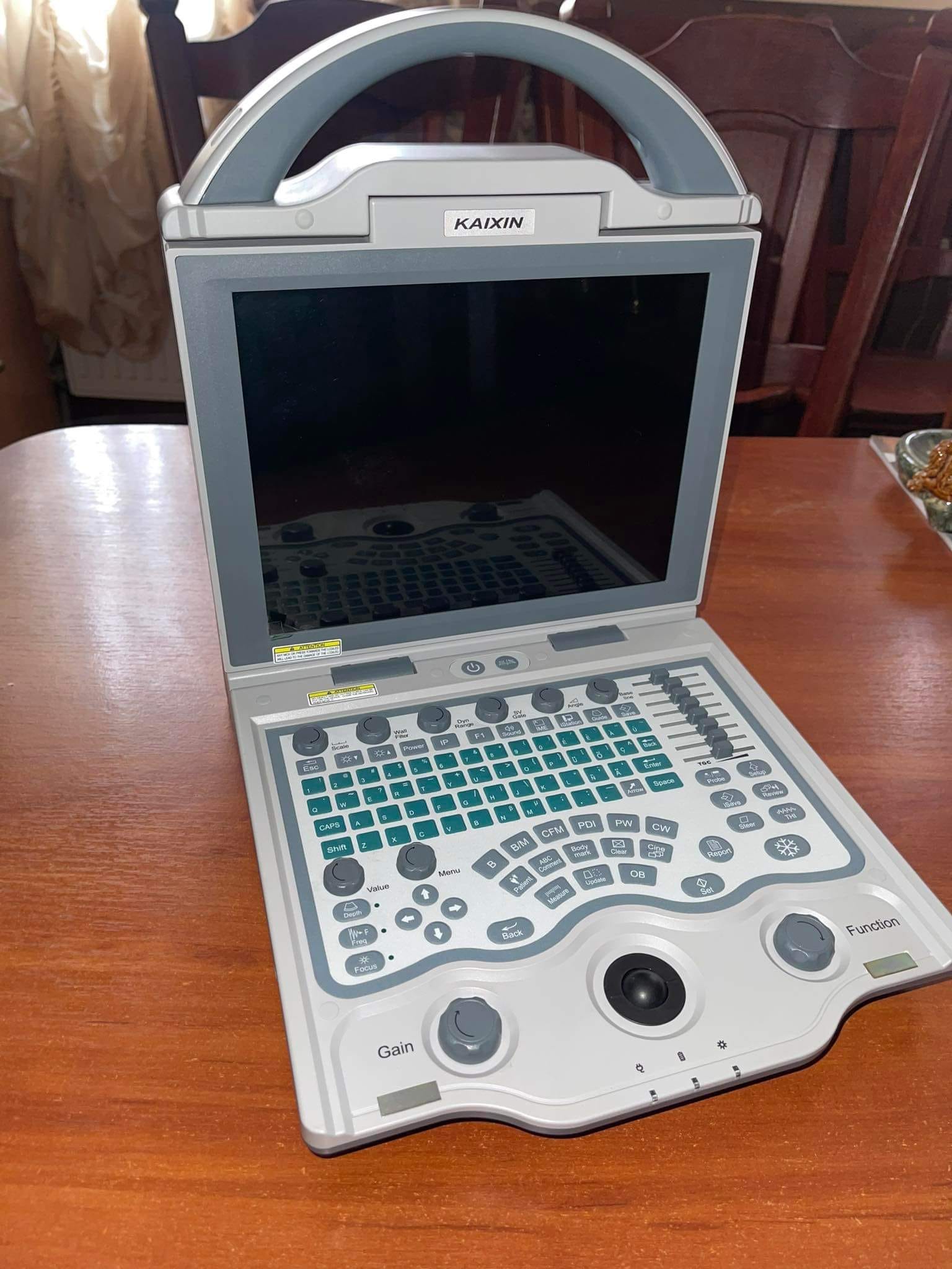 Новини Хмельницького - фото з Американець подарував хмельницькому шпиталю ветмедицини апарат УЗД (ФОТО)