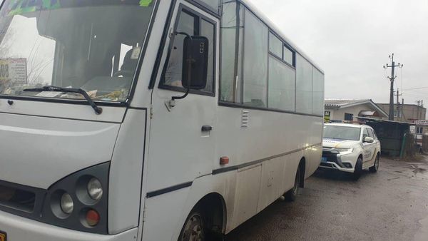 Новини Житомира - фото з У Житомирі патрульні спільно з Укртрансбезпекою перевіряли громадський транспорт