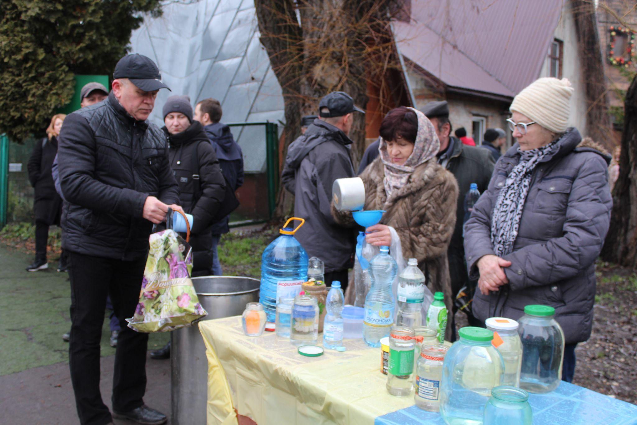 Новини Тернополя - фото з Чому купаються в крижаній воді? Тернопільські моржі зі стажем поділились своїм досвідом