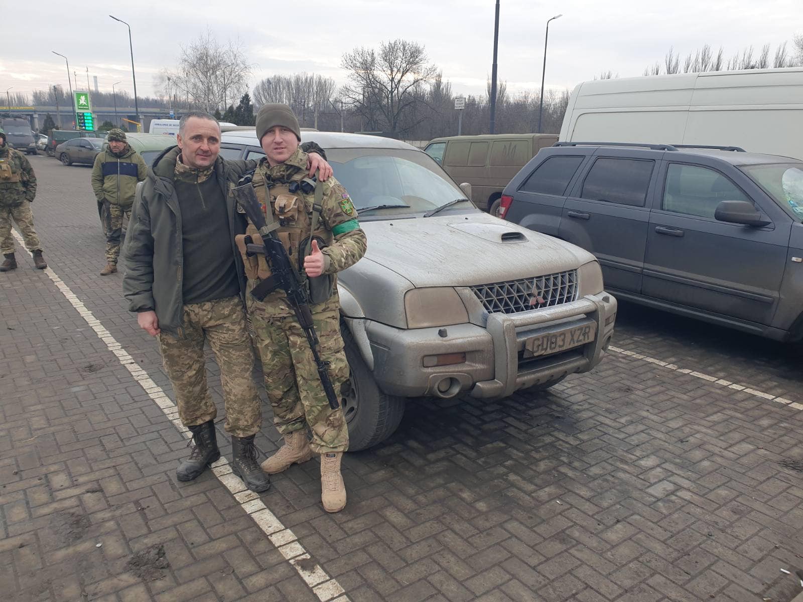 Новини Тернополя - фото з В одному з сіл Лановеччини люди згуртувались і придбали авто для односельця на фронті
