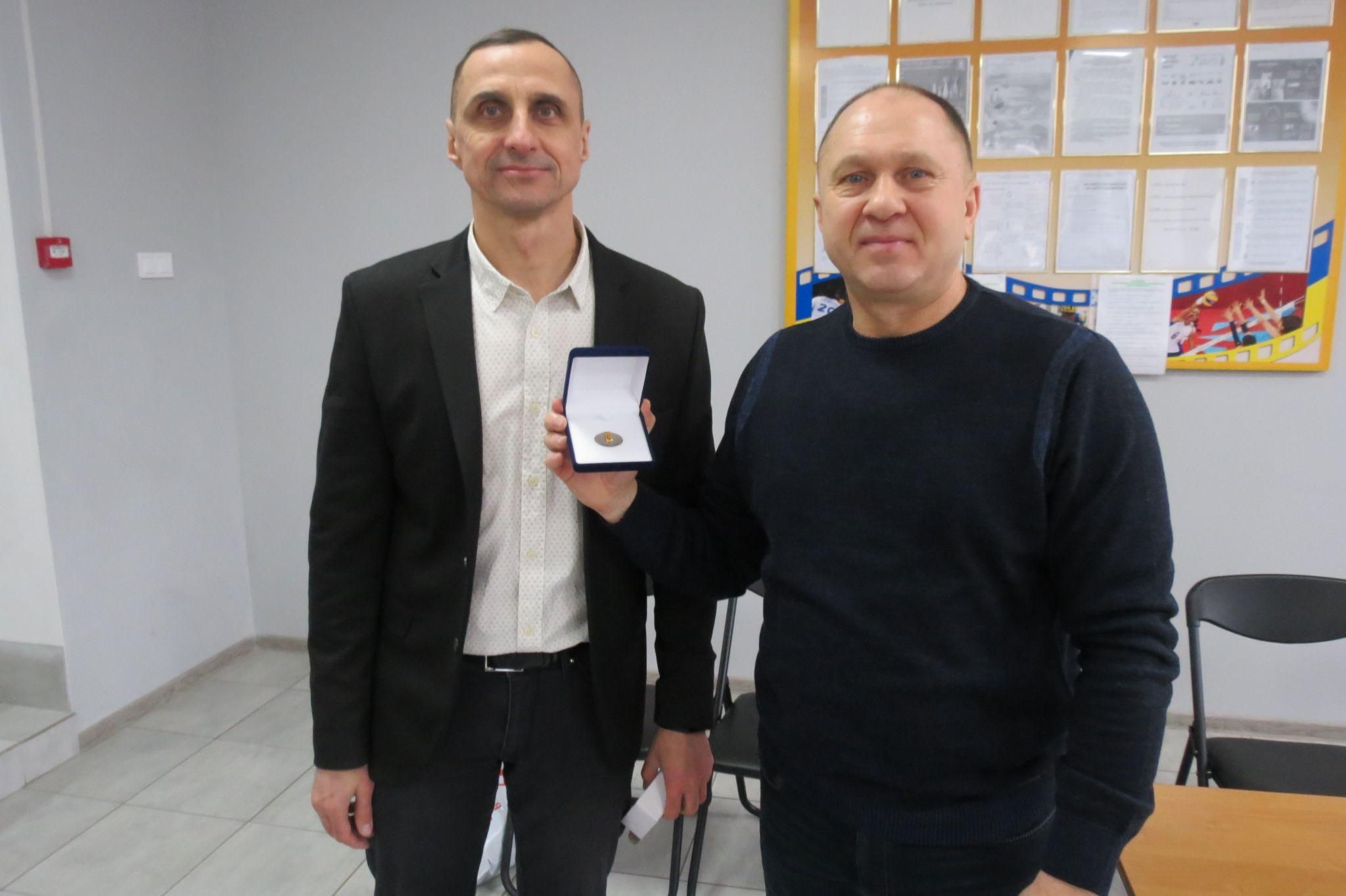 Новини Вінниці - фото з У Вінниці нагородили волонтерів з міських ДЮСШ, які чергують у «пунктах незламності»