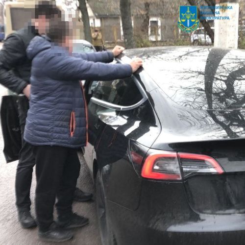 Новини Житомира - фото з У Житомирі судитимуть ділка, який виготовляв ухилянтам від призову пакет документів для виїзду за кордон