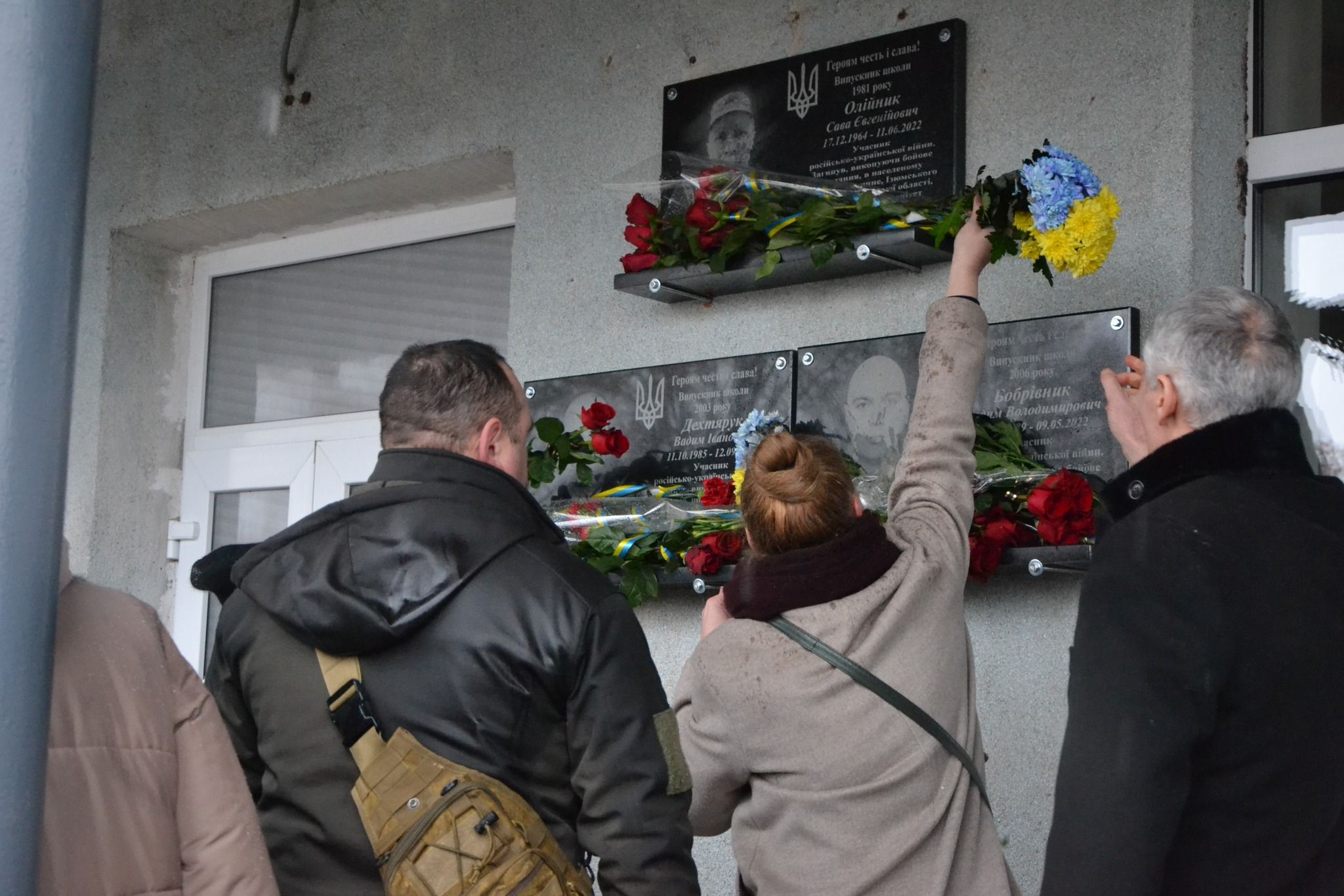 Новини Хмельницького - фото з У гімназії в Полонному відкрили 3 меморіали загиблим воїнам