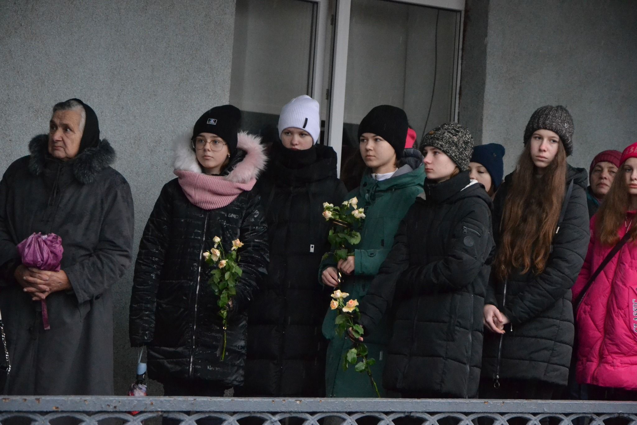 Новини Хмельницького - фото з У гімназії в Полонному відкрили 3 меморіали загиблим воїнам