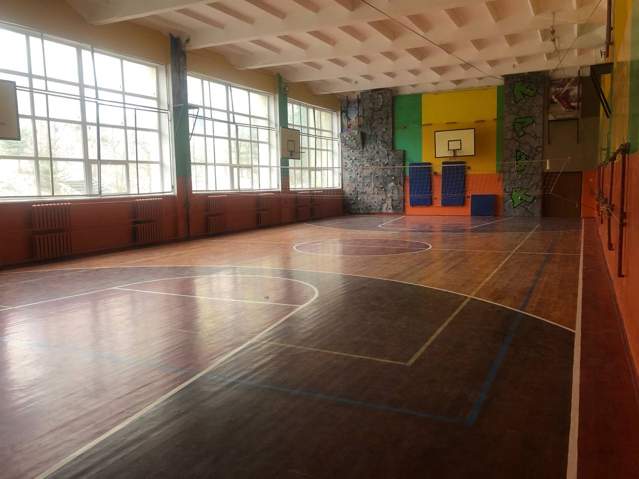 Новини Тернополя - фото з Є біотуалети, каремати і польова кухня. Ми перевірили пункти масового проживання у школах