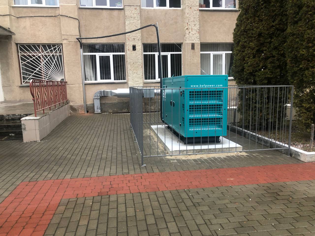 Новини Тернополя - фото з Є біотуалети, каремати і польова кухня. Ми перевірили пункти масового проживання у школах