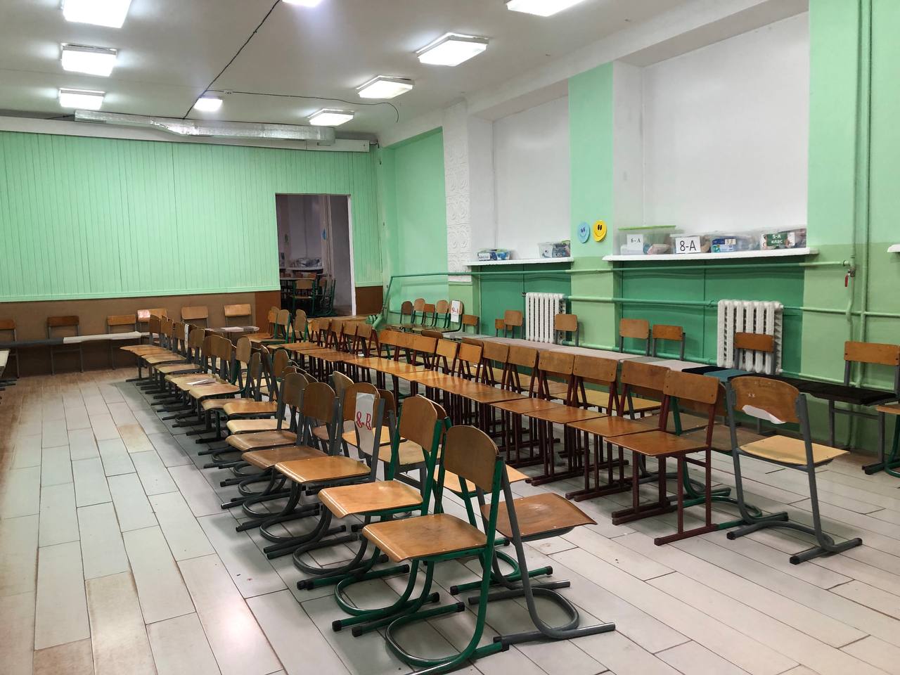 Новини Тернополя - фото з Є біотуалети, каремати і польова кухня. Ми перевірили пункти масового проживання у школах