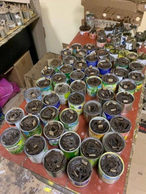 Новини Тернополя - фото з За січень волонтери медичного університету виготовили понад 700 окопних свічок  для наших ЗСУ (ФОТО)