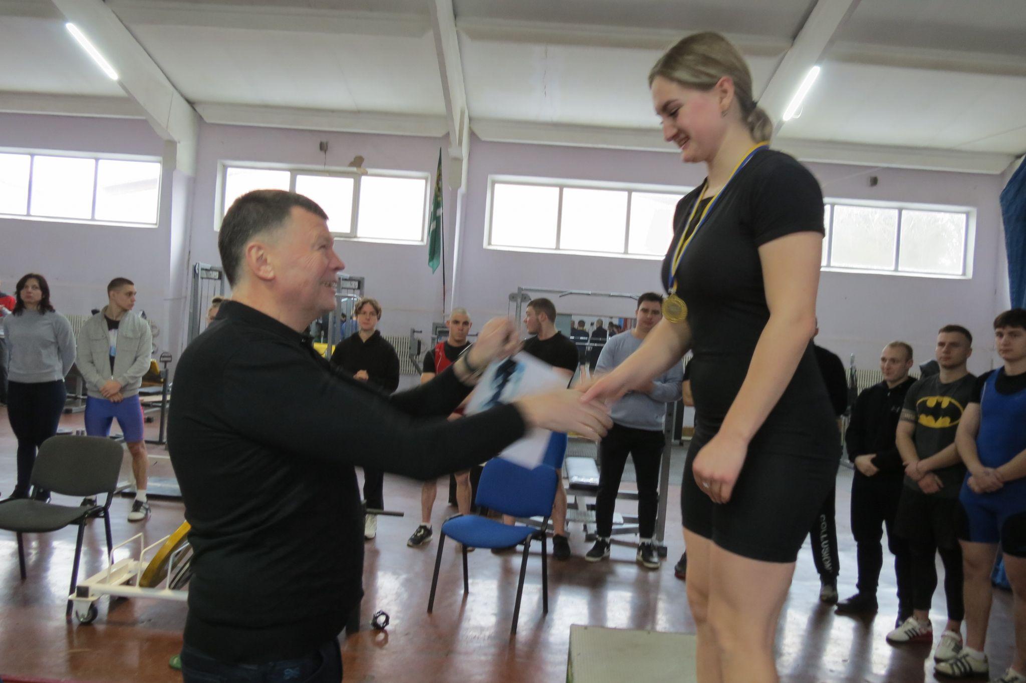 Новини Вінниці - фото з Дебютантка стала чемпіонкою. 35-річна штангістка з Маріуполя виграла Кубок Вінниччини