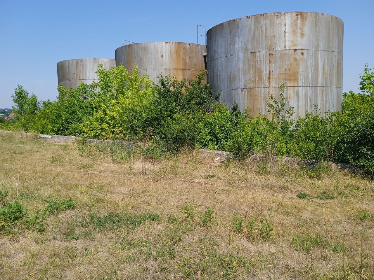 Новини Хмельницького - фото з Майно спиртзаводу в Довжку продають за 1,7 мільйона. Що там є (ФОТО) Image