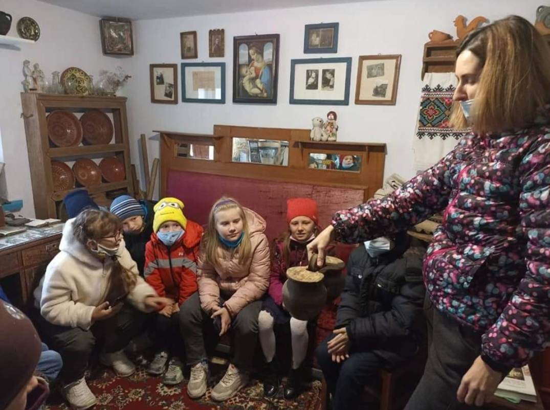 Новини Вінниці - фото з «Щоб популяризувати культурне надбання»: художниця в літній кухні облаштувала музей