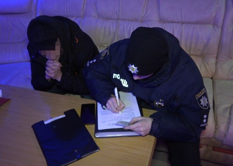 Новини Житомира - фото з На Житомирській митниці викрили корупційну схему із ввезенням в Україну автомобілів