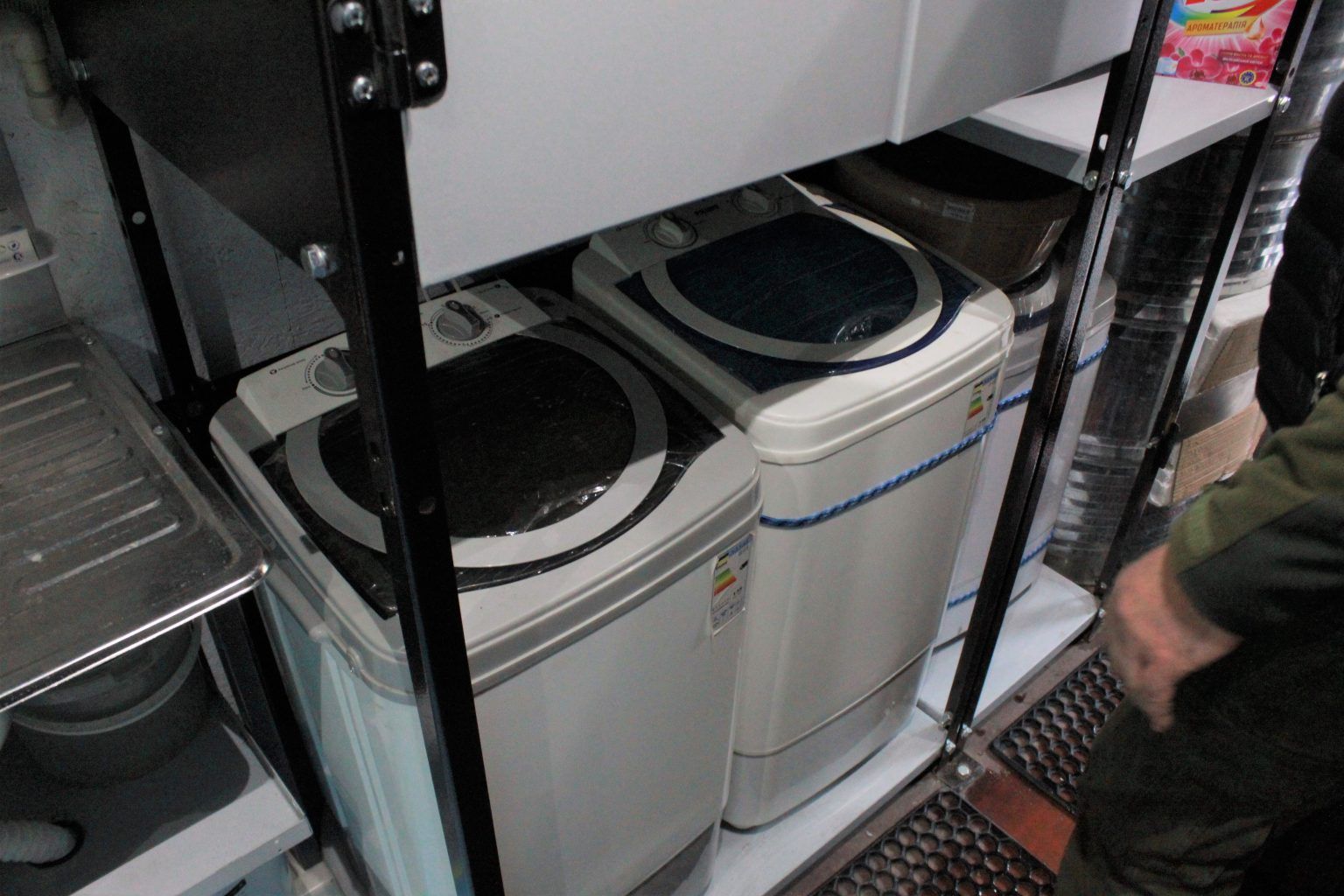 Новини Хмельницького - фото з Для воїнів з Хмельниччини змайстрували мобільний банно-пральний комплекс (ФОТО)