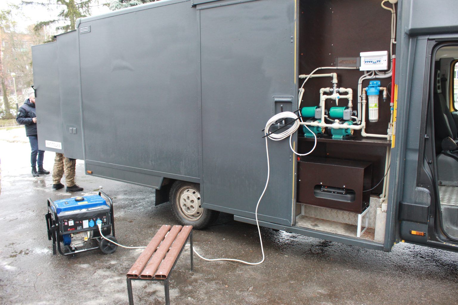 Новини Хмельницького - фото з Для воїнів з Хмельниччини змайстрували мобільний банно-пральний комплекс (ФОТО)