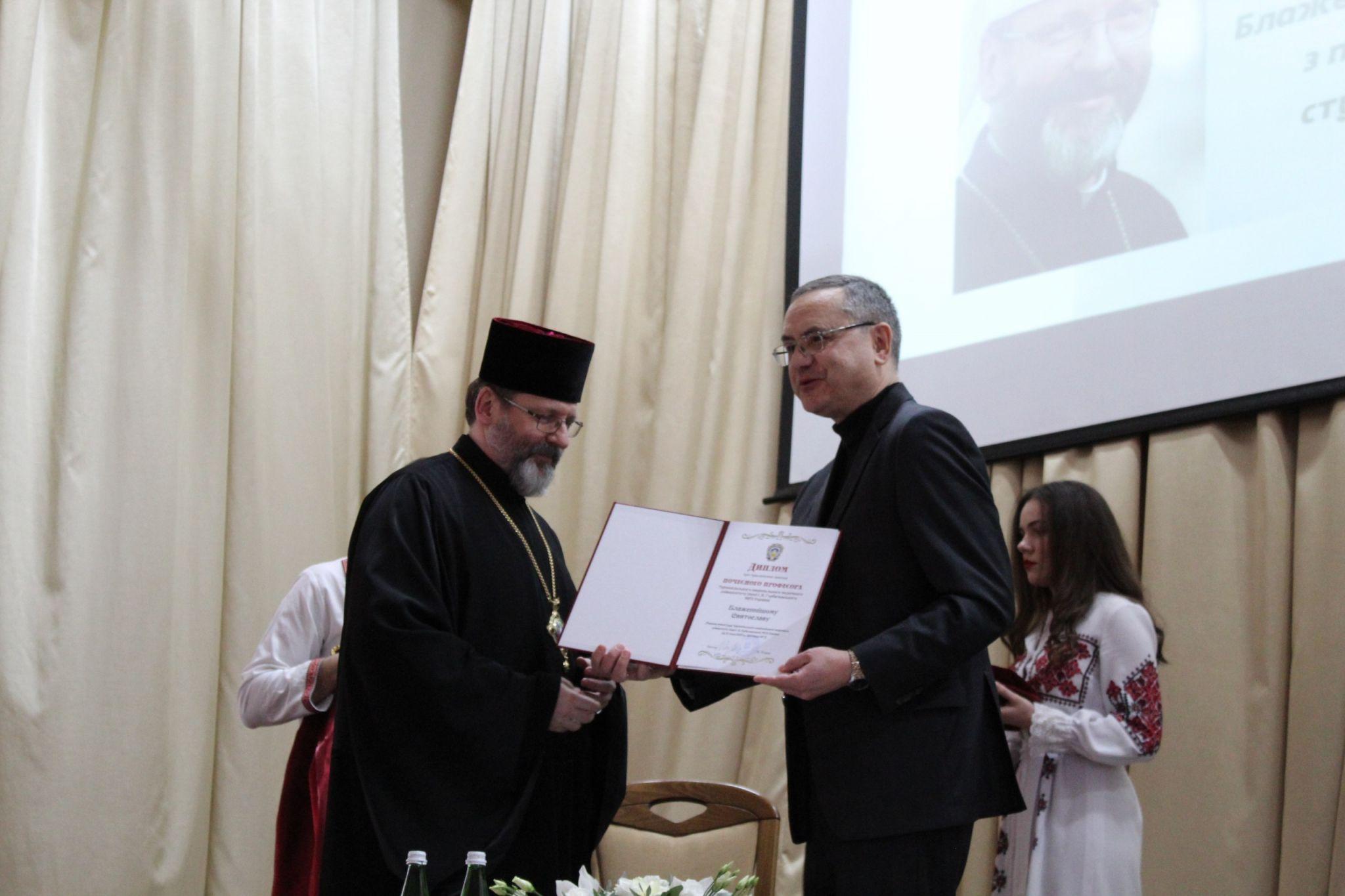 Новини Тернополя - фото з Блаженніший Святослав у Тернополі розповів про власні переживання під час війни і про перемогу